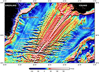 Satellite gravity and tectonic boundaries south of Iceland
