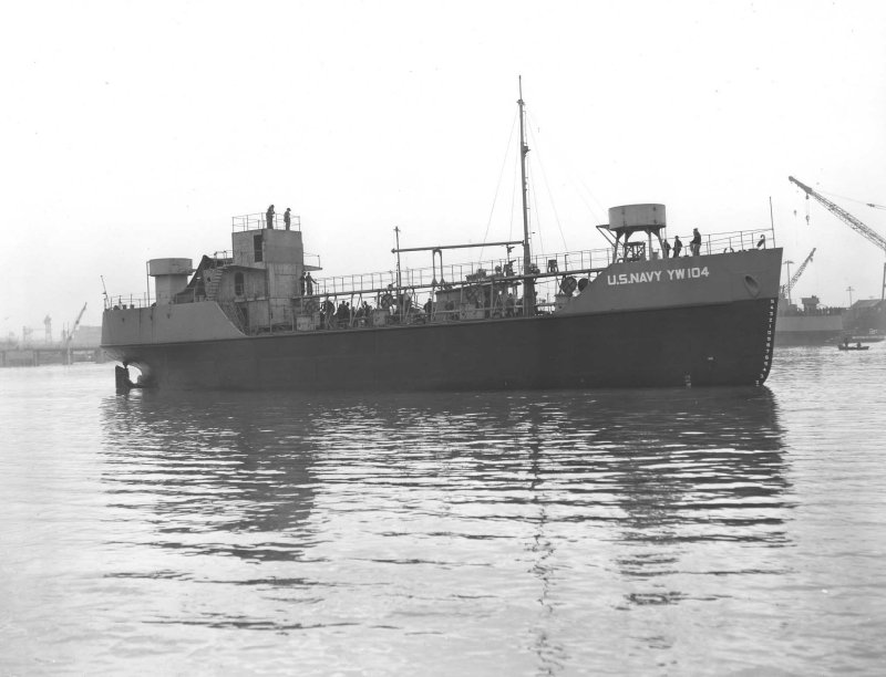 Historic photo: YW-104 water barge