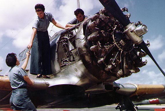 Historic photo: working on engine
