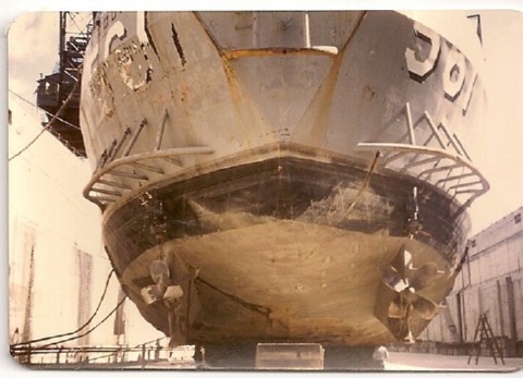 Historic photo: LST-561