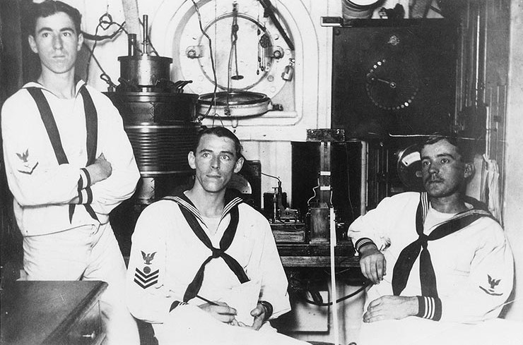 Historic photo: USS Baltimore wireless office 1904-06