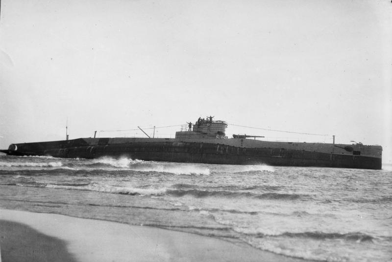 Historic photo: USS S-19 stranded off of Mass.