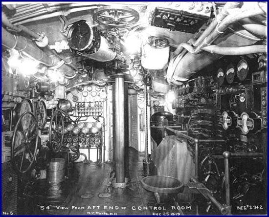 Historic photo: USS S-4 forward control room