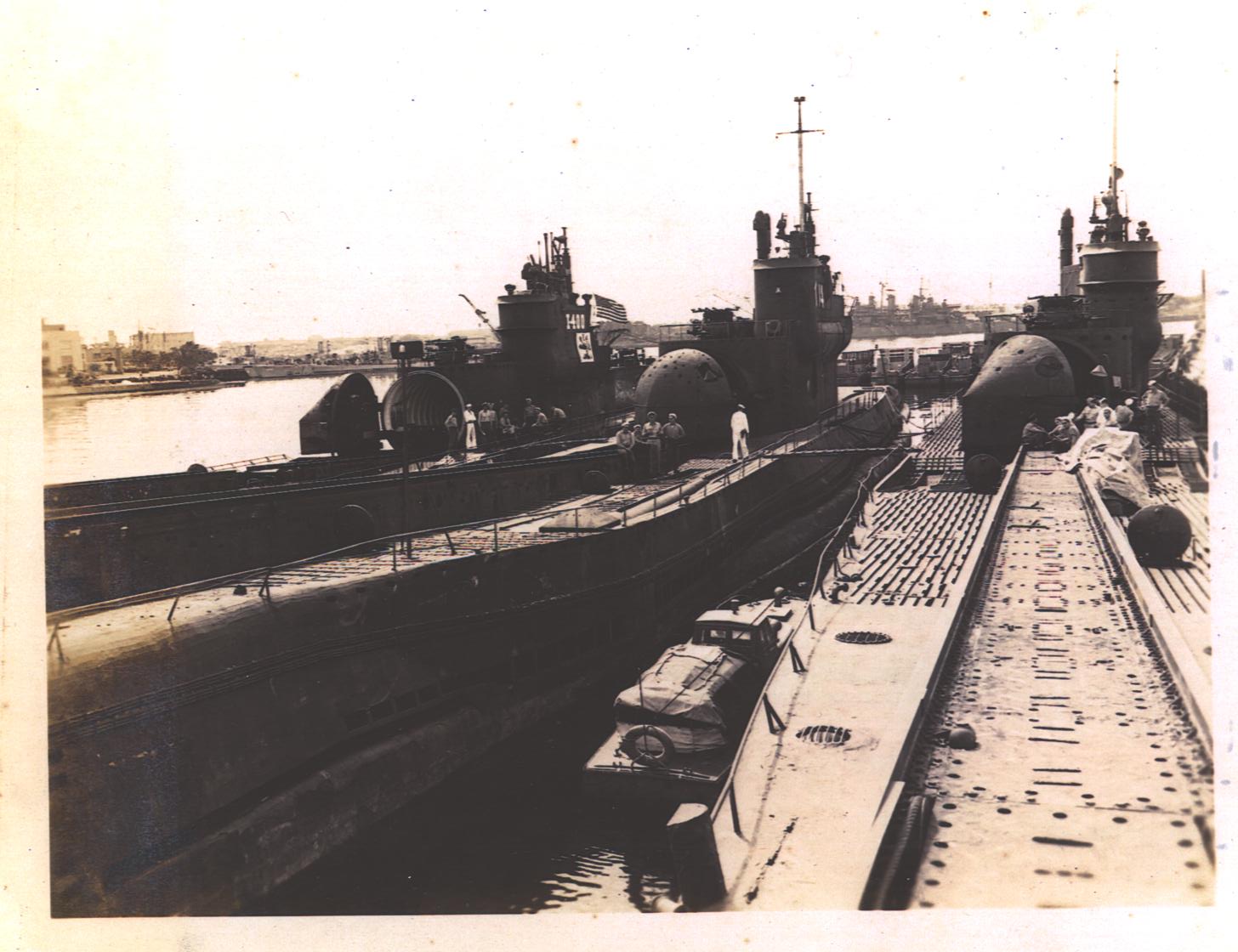 Historic photo: I-boats pier side