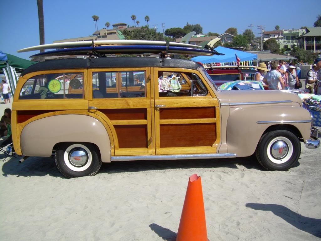 Historic photo: Plymouth surf wagon