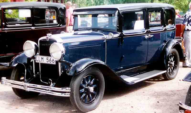 Historic photo: 1930 Nash Single 6 series 450 4 door sedan
