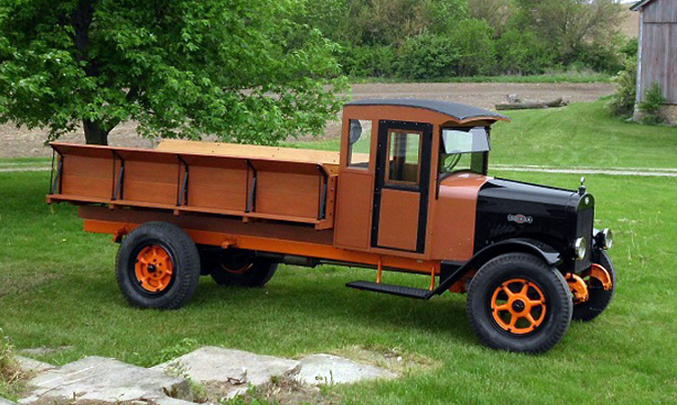 Historic photo: Indiana flatbed truck