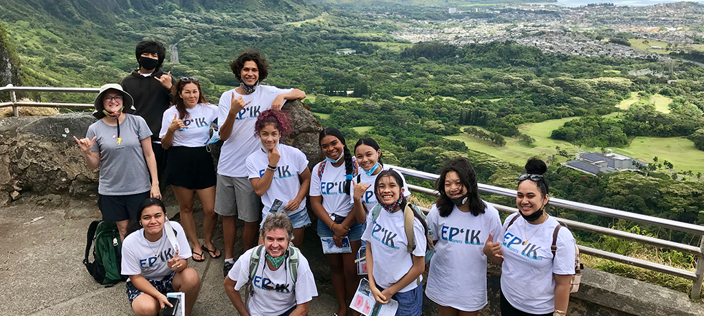 students on a field trip Windward Oahu