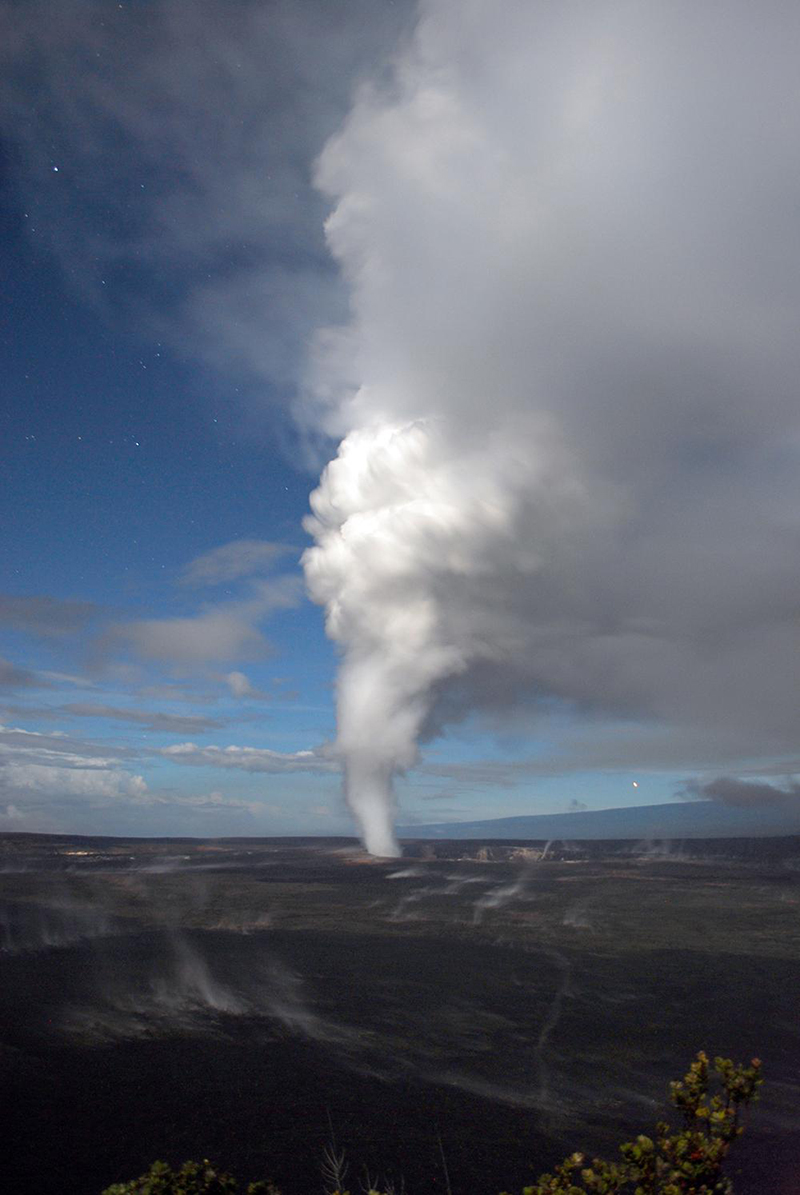 Image of volcanic plume
