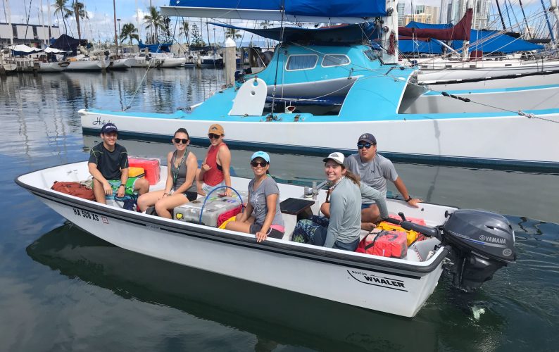 Field team casting off at the Ala Wai Harbor. Pictured: Kyle Conner, Zoe Glenn, Olivia Hughes, Ashley Hiʻilani Sanchez, Jessica Bullington, and Solomon Chen.