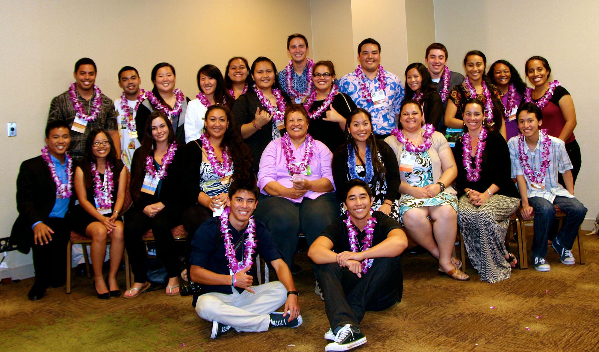 Healani Chang with her students from the ʻIlima SACNAS Chapter at the University of Hawaiʻi.