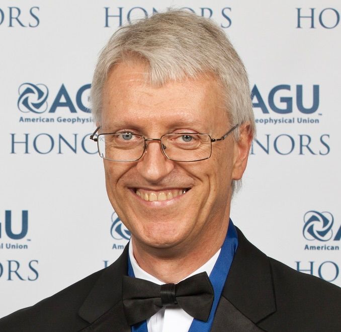 Paul Wessel in a tuxedo at the AGU Honors Ceremony