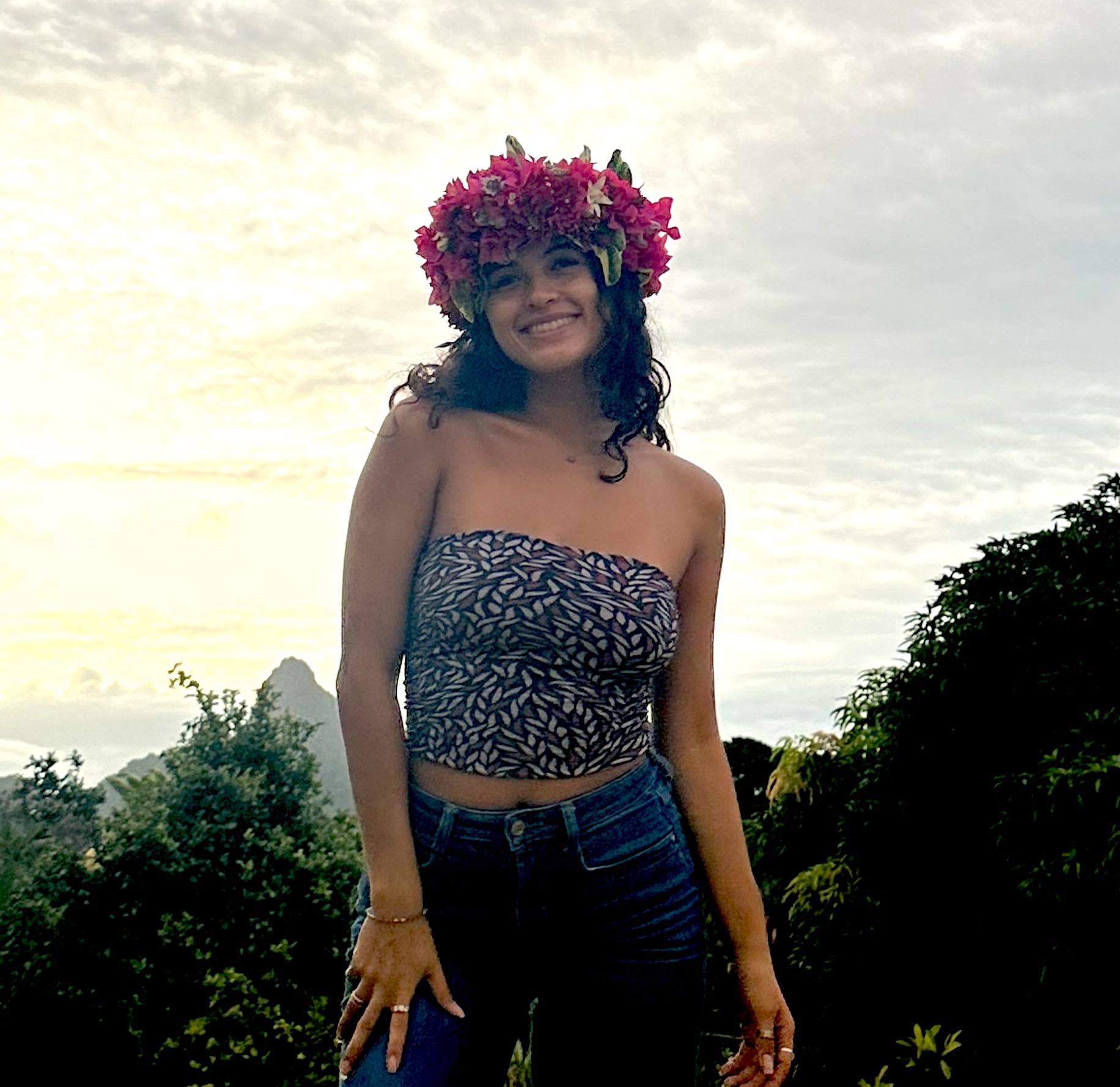 Anamaria Navarrete wearing a haku lei on her head